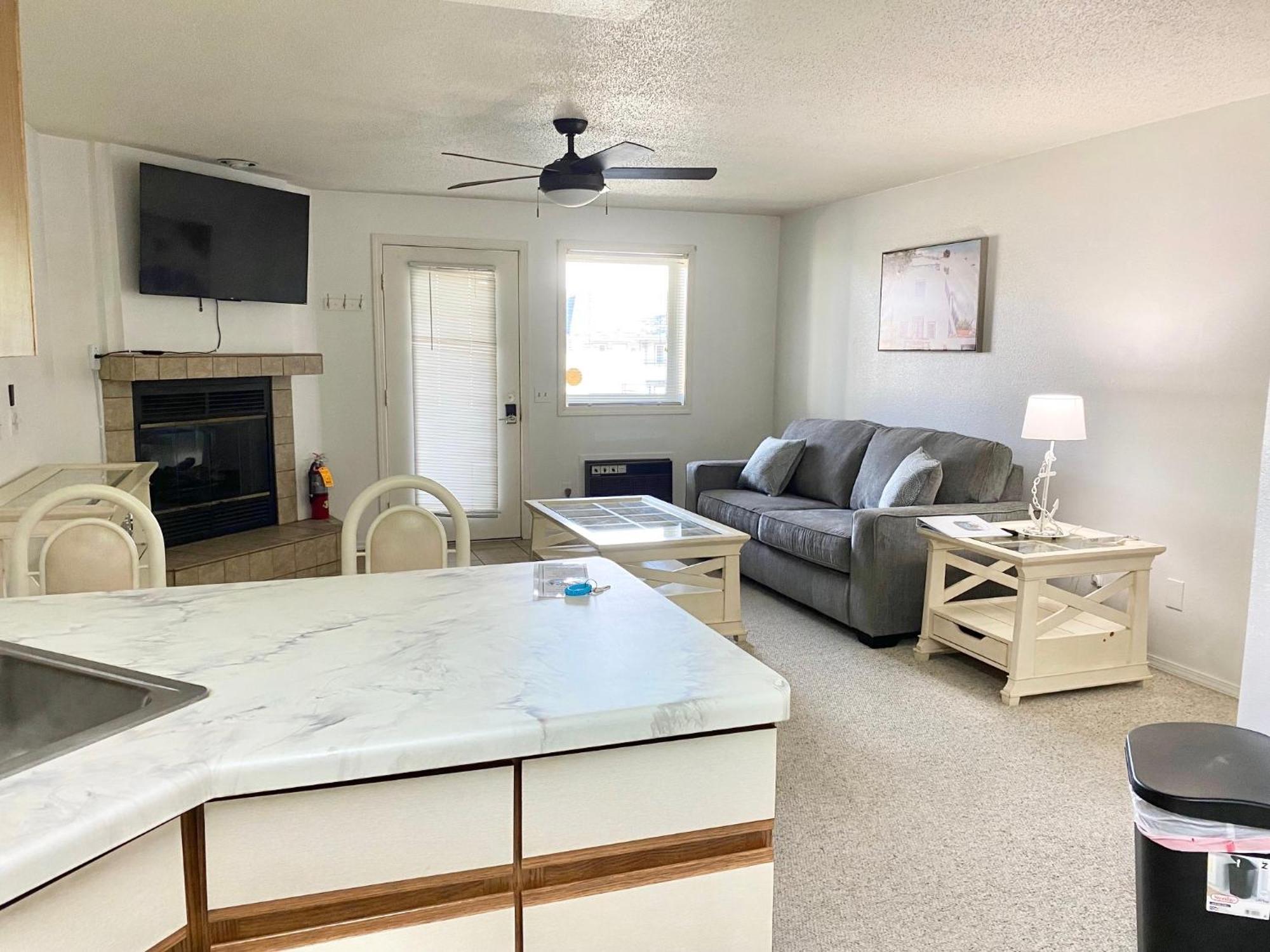 Dells Suite Dreams At Lighthouse Cove Condominiums 威斯康星戴尔 外观 照片