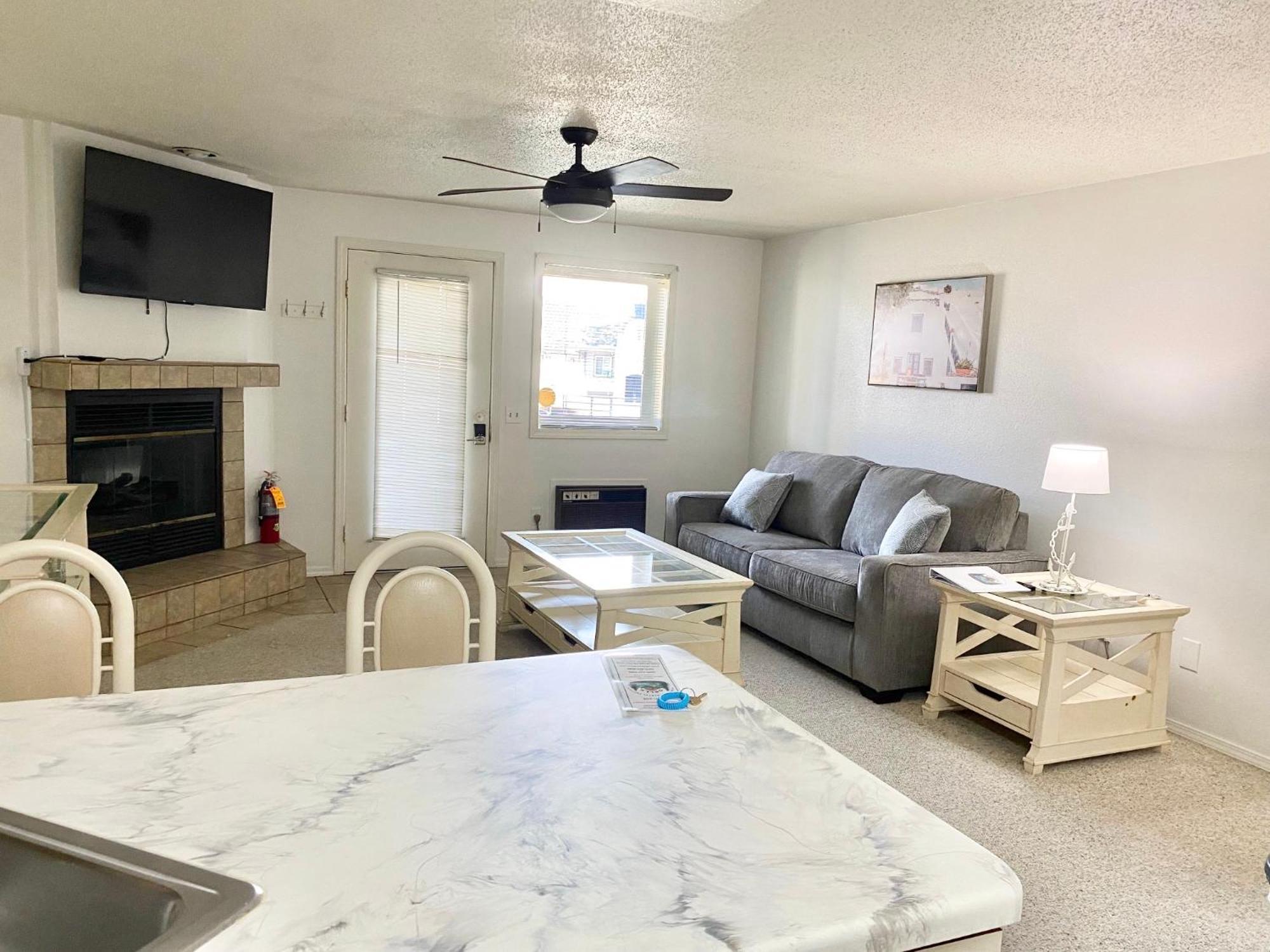 Dells Suite Dreams At Lighthouse Cove Condominiums 威斯康星戴尔 外观 照片